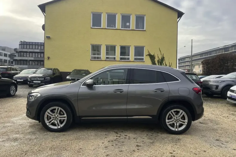 Mercedes-Benz GLA 220 din 2021 cu 43.000 km - oferta MER168320 - foto 8