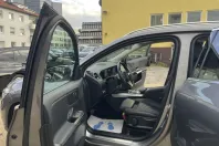 Mercedes-Benz GLA 220 din 2021 cu 43.000 km - oferta MER168320 - foto 11