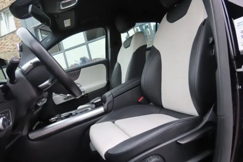 Mercedes-Benz GLA 200 din 2021 cu 53.608 km - oferta MER168322 - foto 6