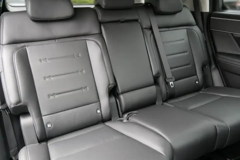 Hyundai SANTA FE din 2024 cu 14.990 km - oferta HYU168328 - foto 5