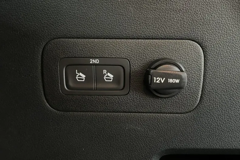 Hyundai SANTA FE din 2023 cu 52.127 km - oferta HYU168330 - foto 28