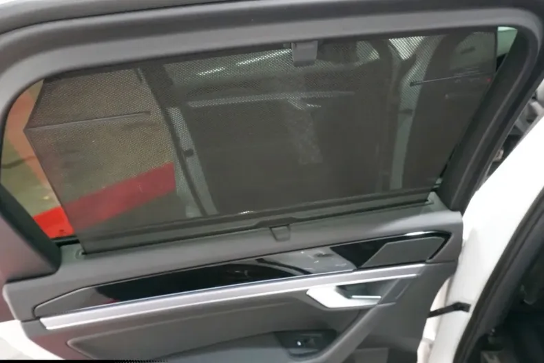 Volkswagen Touareg din 2022 cu 33.652 km - oferta VOL168336 - foto 21