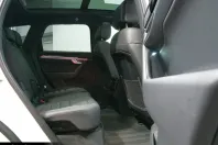 Volkswagen Touareg din 2022 cu 33.652 km - oferta VOL168336 - foto 35