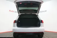 Volkswagen Touareg din 2022 cu 33.652 km - oferta VOL168336 - foto 37