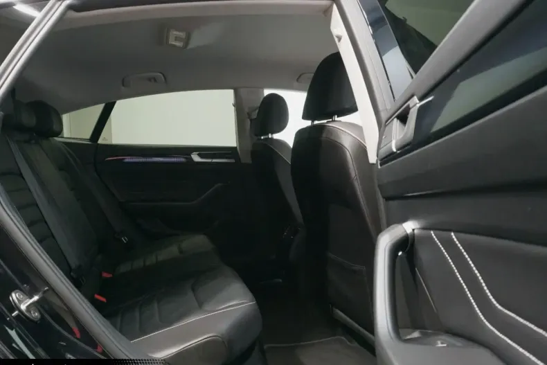 Volkswagen Arteon din 2022 cu 54.896 km - oferta VOL168337 - foto 32