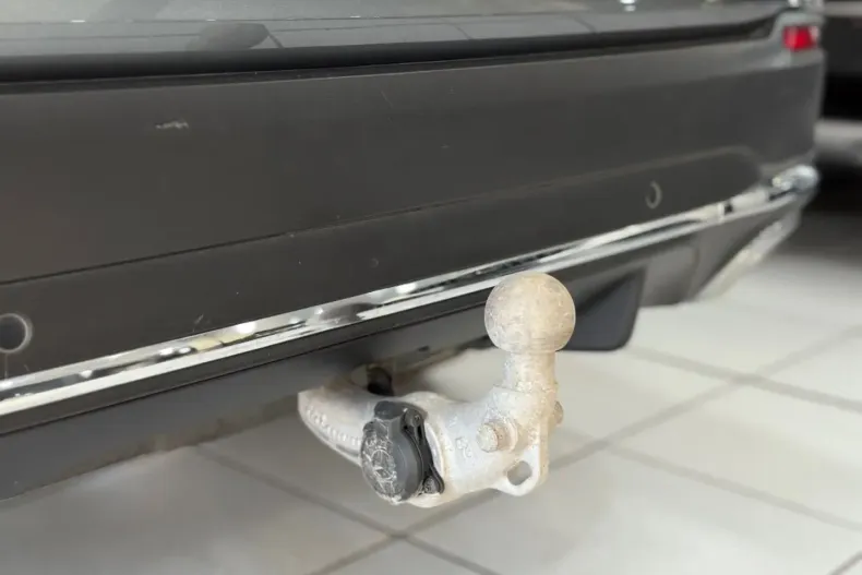 Mercedes-Benz GLC 300 din 2021 cu 55.000 km - oferta MER168340 - foto 19