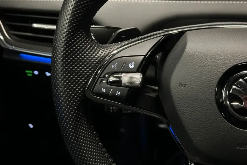 Skoda Enyaq din 2022 cu 35.000 km - oferta SKO168344 - foto 20