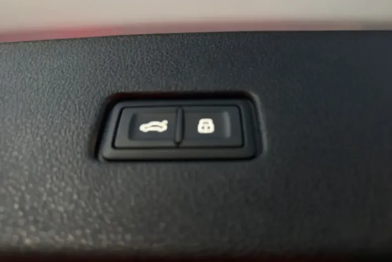 Audi Q8 din 2023 cu 44.161 km - oferta AUD168345 - foto 23