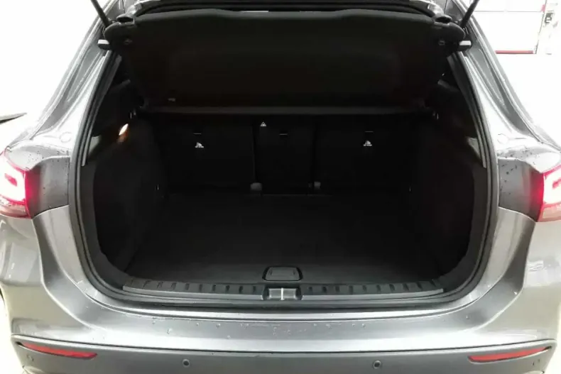 Mercedes-Benz GLA 250 din 2021 cu 59.525 km - oferta MER168346 - foto 9