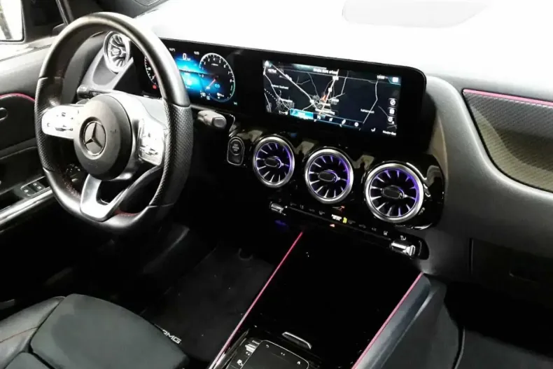 Mercedes-Benz GLA 250 din 2021 cu 59.525 km - oferta MER168346 - foto 12