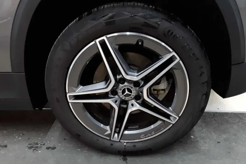 Mercedes-Benz GLA 250 din 2021 cu 59.525 km - oferta MER168346 - foto 16