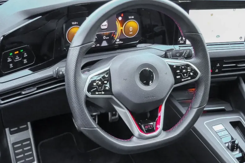 Volkswagen Golf din 2022 cu 40.430 km - oferta VOL168348 - foto 9