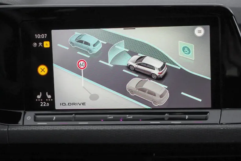 Volkswagen Golf din 2022 cu 40.430 km - oferta VOL168348 - foto 12