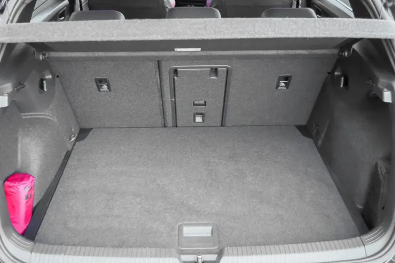 Volkswagen Golf din 2022 cu 40.430 km - oferta VOL168348 - foto 16