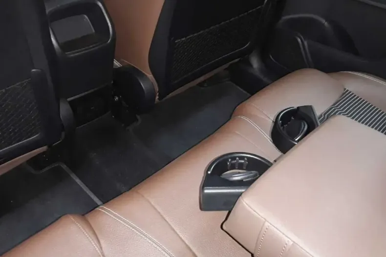 Mercedes-Benz GLB 220 din 2022 cu 74.423 km - oferta MER168349 - foto 8