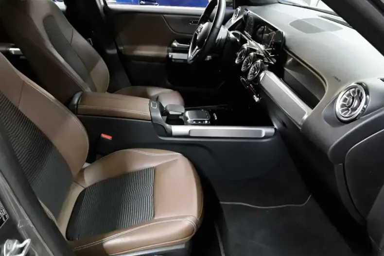 Mercedes-Benz GLB 220 din 2022 cu 74.423 km - oferta MER168349 - foto 11