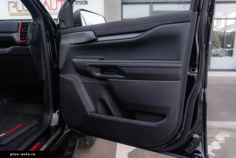 Ford Ranger din 2025 cu 2.500 km - oferta FOR168351 - foto 33