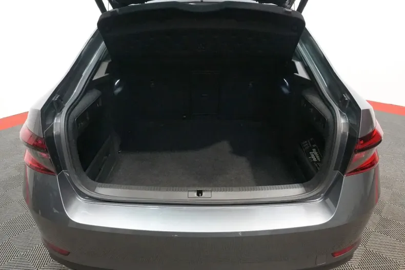 Skoda Superb din 2022 cu 55.062 km - oferta SKO168353 - foto 31