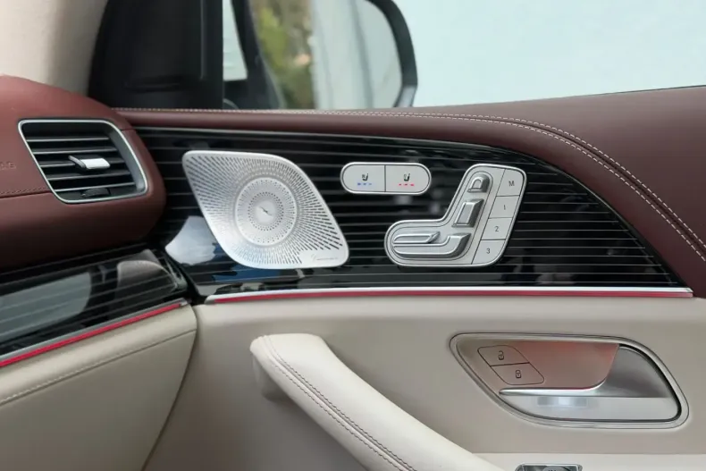 Maybach GLS 600 din 2022 cu 35.000 km - oferta MAY168354 - foto 19