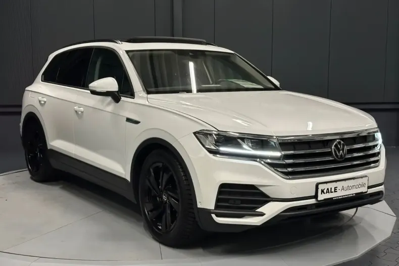 Volkswagen Touareg din 2021 cu 75.000 km - oferta VOL168355 - foto 1