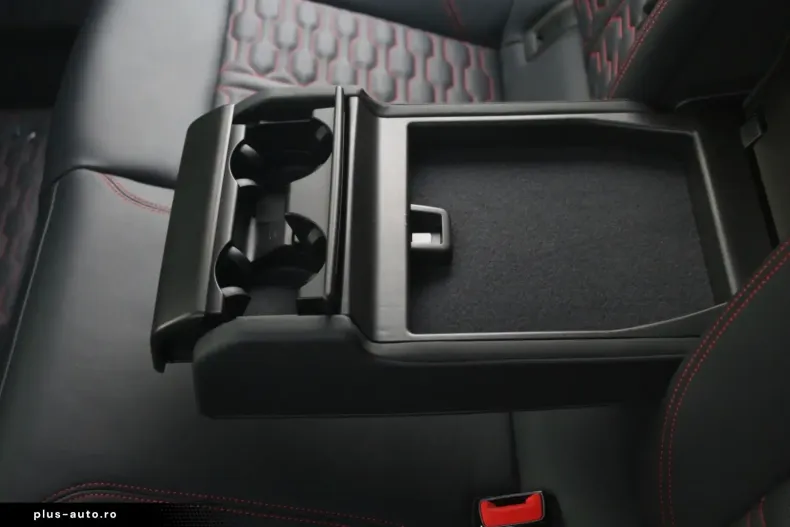 Audi RS6 din 2021 cu 33.950 km - oferta AUD168358 - foto 14