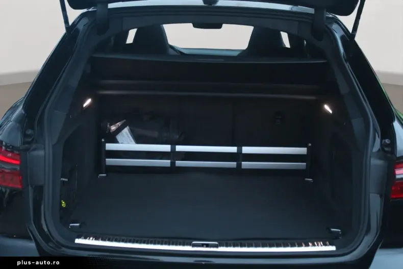 Audi RS6 din 2021 cu 33.950 km - oferta AUD168358 - foto 21