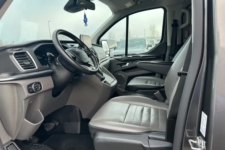 Ford Tourneo Custom din 2022 cu 53.700 km - oferta FOR168363 - foto 10