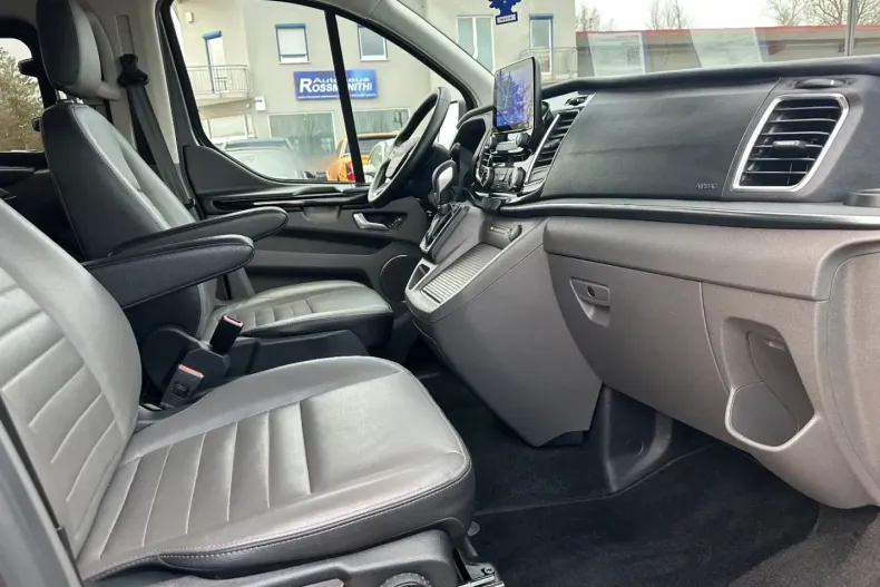 Ford Tourneo Custom din 2022 cu 53.700 km - oferta FOR168363 - foto 24