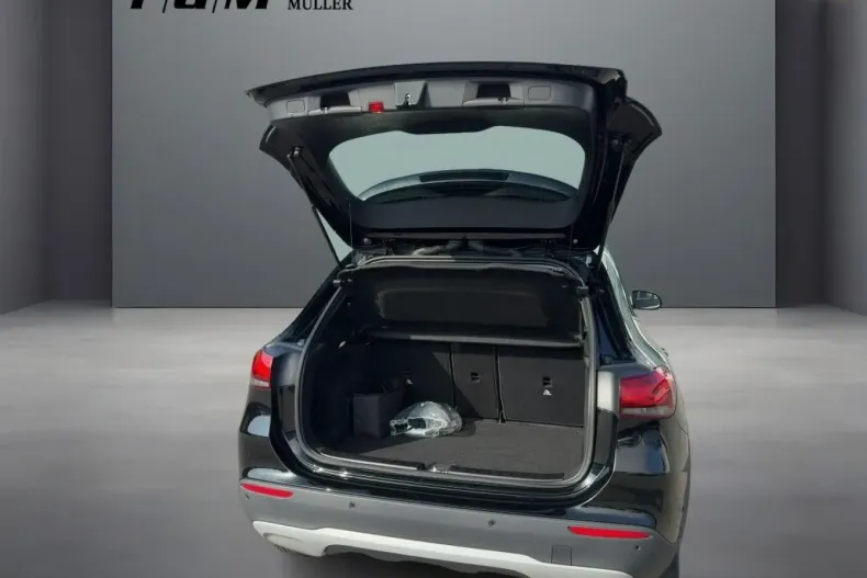 Mercedes-Benz GLA 250 din 2021 cu 45.860 km - oferta MER168364 - foto 5