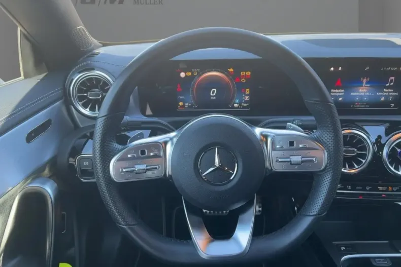 Mercedes-Benz CLA 250 din 2021 cu 62.544 km - oferta MER168365 - foto 9