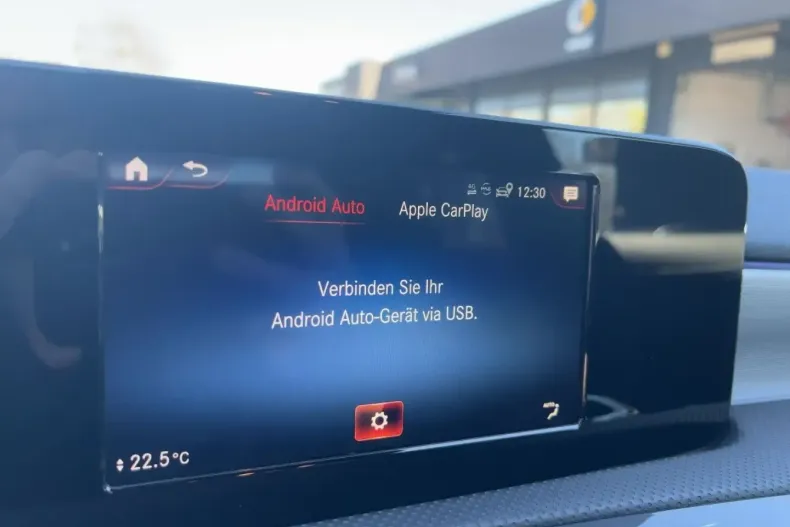 Mercedes-Benz CLA 250 din 2021 cu 62.544 km - oferta MER168365 - foto 14