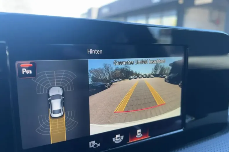 Mercedes-Benz CLA 250 din 2021 cu 62.544 km - oferta MER168365 - foto 17