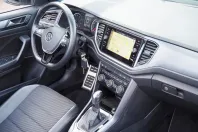 Volkswagen T-Roc din 2021 cu 37.680 km - oferta VOL168368 - foto 6