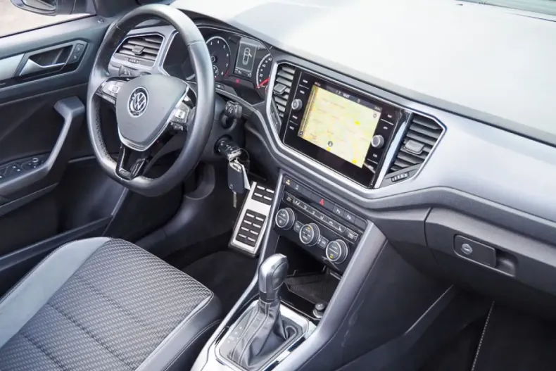 Volkswagen T-Roc din 2021 cu 37.680 km - oferta VOL168368 - foto 6