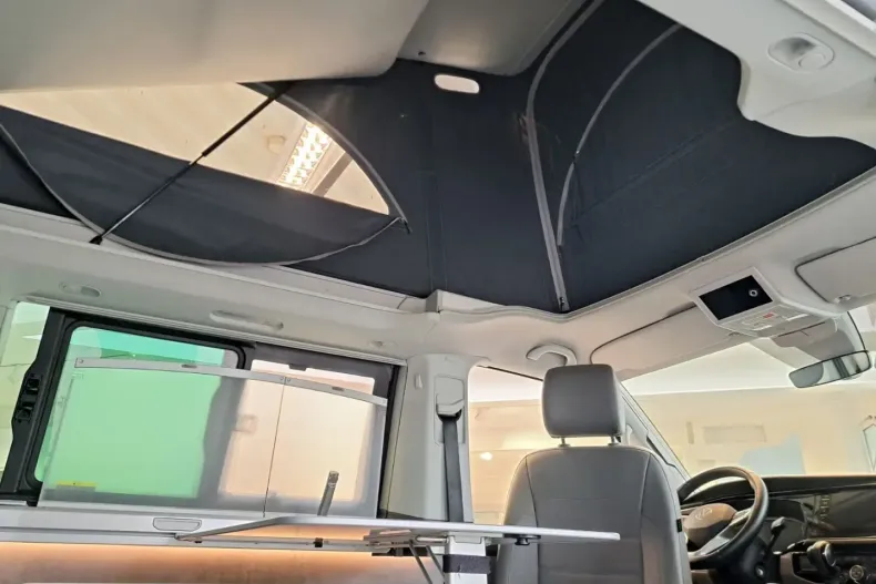 Volkswagen T6 California din 2021 cu 42.568 km - oferta VOL168369 - foto 3