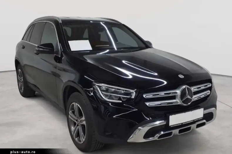 Mercedes-Benz GLC 300 din 2021 cu 53.981 km - oferta MER168370 - foto 1