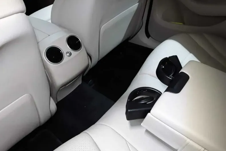 Mercedes-Benz GLC 220 din 2022 cu 41.205 km - oferta MER168373 - foto 8