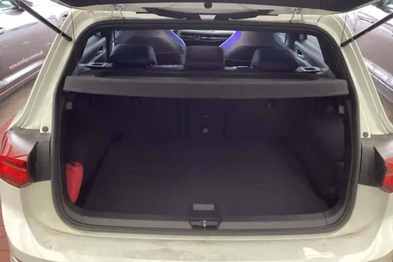 Volkswagen Golf din 2023 cu 38.000 km - oferta VOL168376 - foto 7