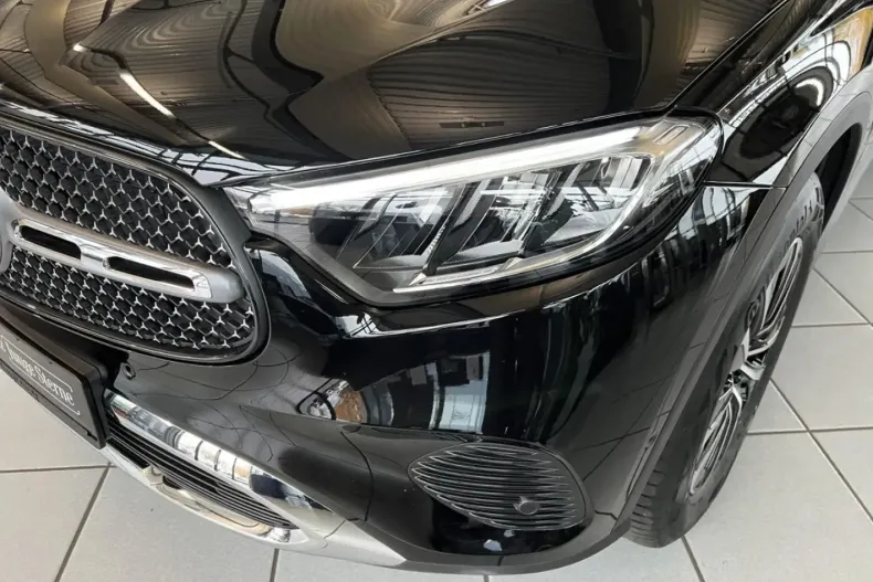 Mercedes-Benz GLC 220 din 2024 cu 20.941 km - oferta MER168379 - foto 11