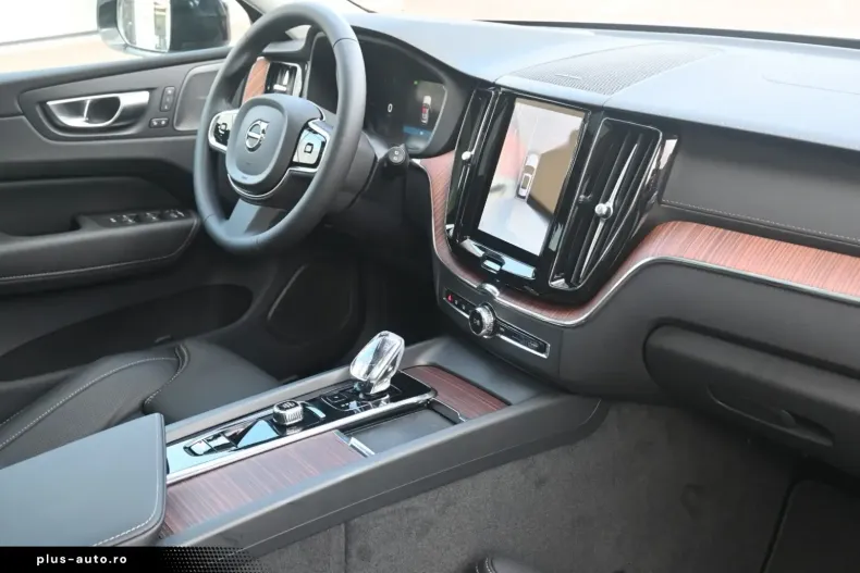 Volvo XC60 din 2024 cu 21.000 km - oferta VOL168382 - foto 13