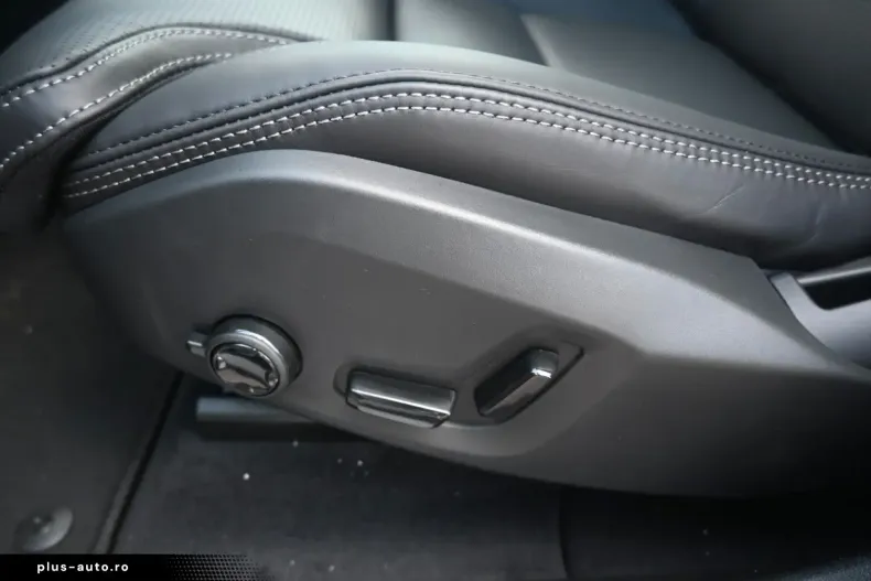 Volvo XC60 din 2024 cu 21.000 km - oferta VOL168382 - foto 30