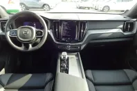 Volvo XC60 din 2023 cu 17.300 km - oferta VOL168383 - foto 3