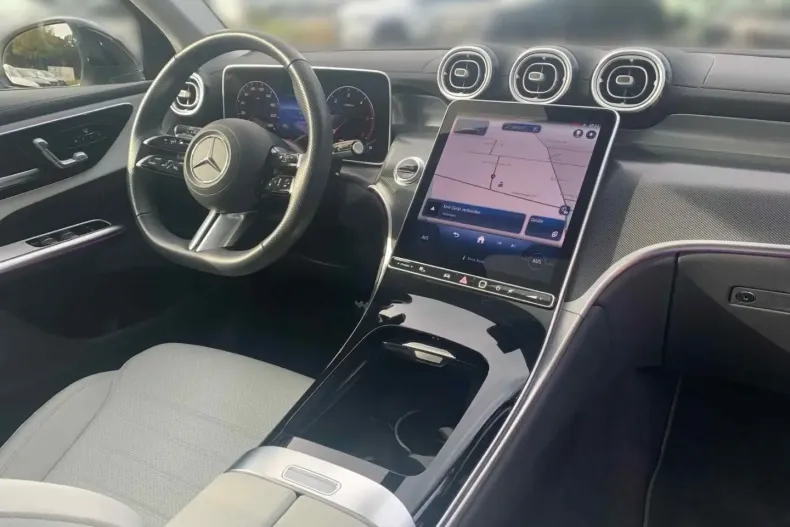 Mercedes-Benz GLC 220 din 2024 cu 17.440 km - oferta MER168384 - foto 8