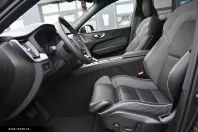 Volvo XC60 din 2023 cu 28.700 km - oferta VOL168385 - foto 11