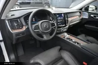 Volvo XC60 din 2023 cu 28.800 km - oferta VOL168387 - foto 9