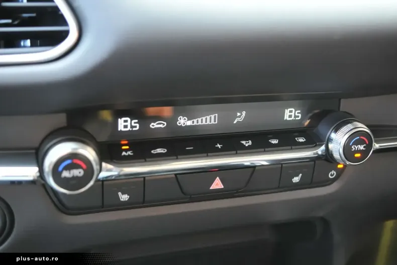 Mazda CX-30 din 2024 cu 14.608 km - oferta MAZ168390 - foto 19