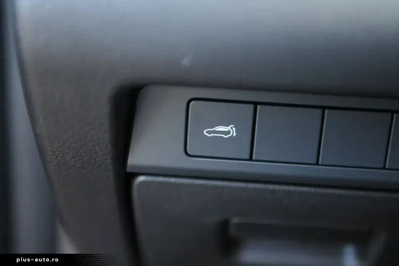 Mazda CX-30 din 2024 cu 14.608 km - oferta MAZ168390 - foto 23