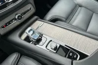 Volvo XC90 din 2021 cu 59.307 km - oferta VOL168391 - foto 21