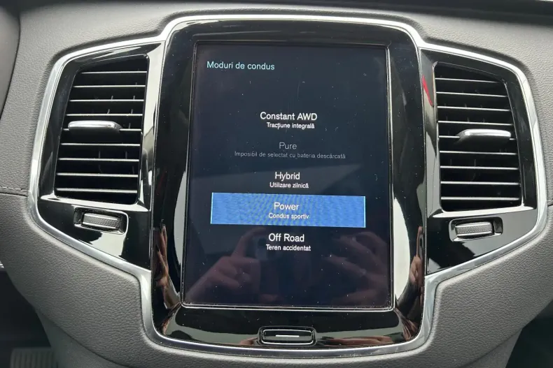 Volvo XC90 din 2021 cu 59.307 km - oferta VOL168391 - foto 25