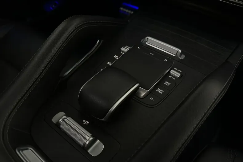 Mercedes-Benz GLE 400 din 2023 cu 67.600 km - oferta MER168392 - foto 24